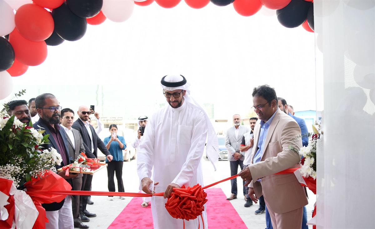 Ribbon-cutting inauguration of our UAE home appliance service centre